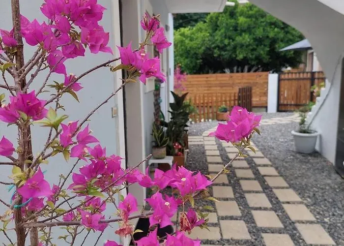 度假居 Peaceful House By The Creek 1